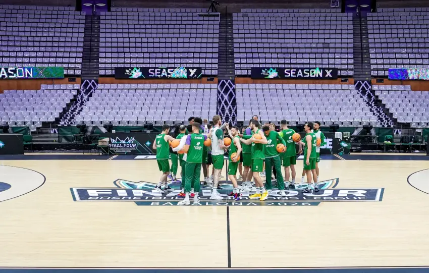 ENTRENAMIENTO DEL UNICAJA PREVIO AL DUELO ANTE EL AEK EN BADALONA