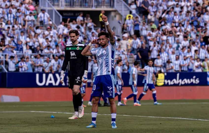 Diez del '10': El Málaga CF recupera al Larrubia diferencial en el momento oportuno