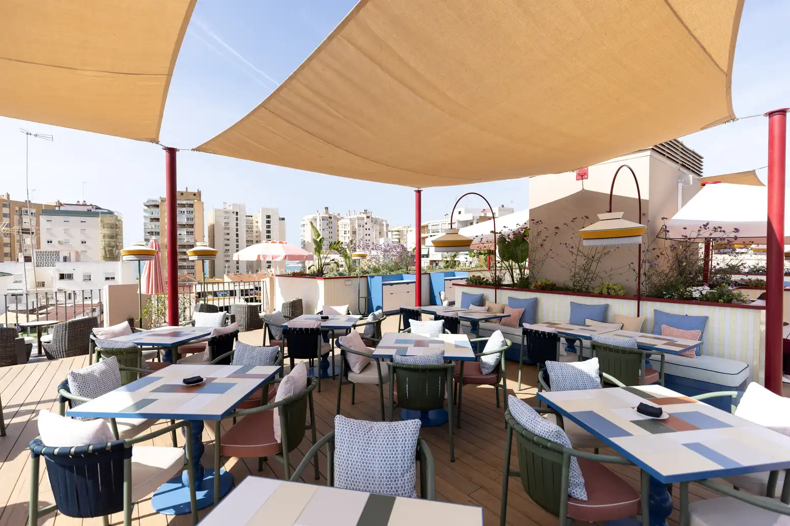 Salado destaca que las plazas hoteleras de cinco estrellas en la provincia han aumentado un 35% en cinco años y ya representan el 10% del total 7 10 - PLAZAS HOTELERAS 5 ESTRELLAS