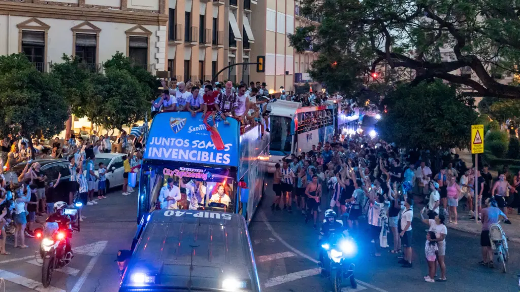 110. einar puga ramon recio alfonso herrero murillo autobus malaga cf