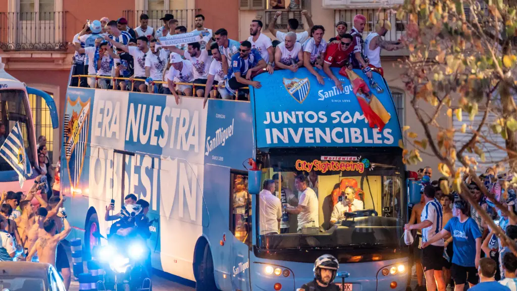 111. autobus ascenso celebracion rua primera division malaga cf