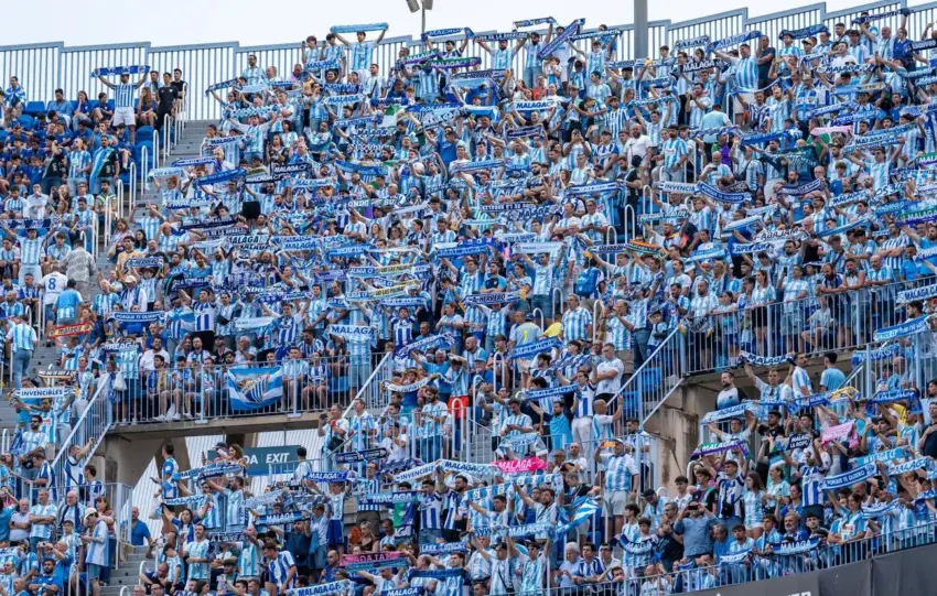 El Málaga alcanza las 7.500 renovaciones de abono en solo tres días