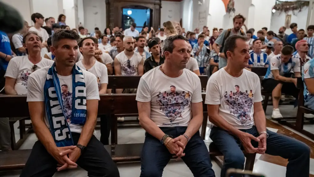 131. divina pastora malaga cf funes kike perez loren jose maria munoz