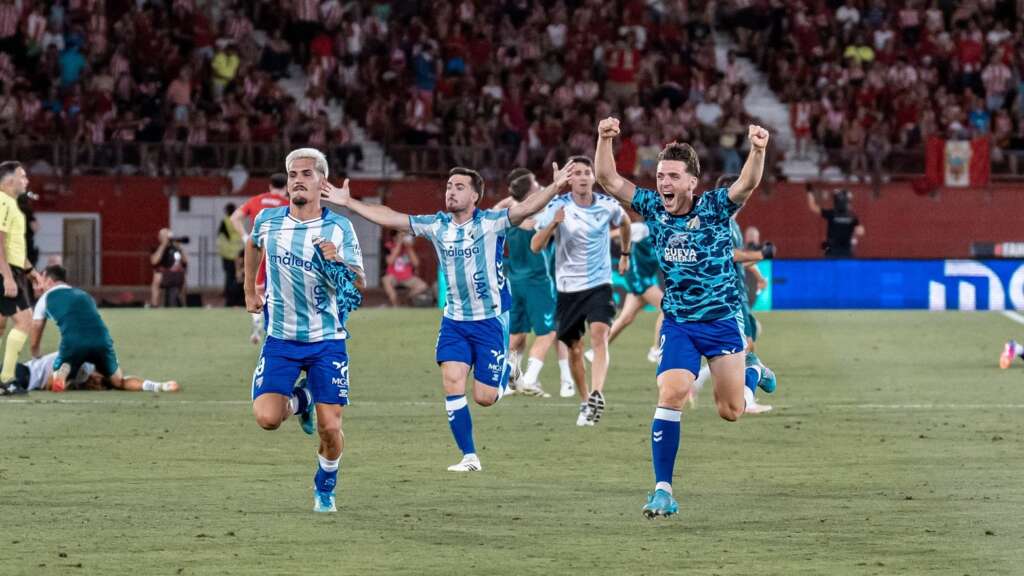 14 - JOKIN RAMON CHUPE CELEBRAN EL ASCENSO A PRIMERA