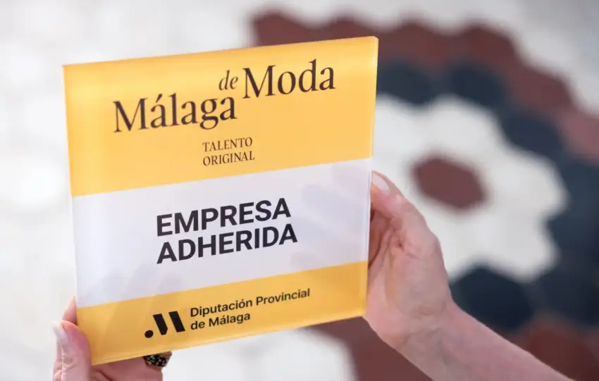 16 - MÁLAGA DE MODA