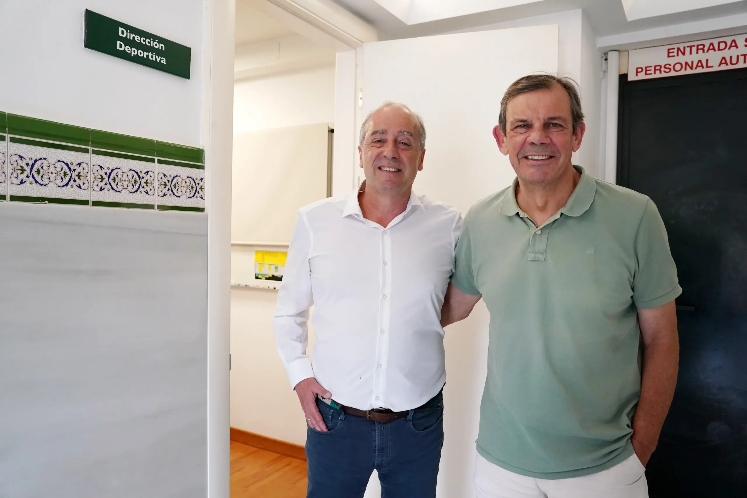 Txus Vidorreta ya está en Málaga y este martes será presentado con el Unicaja 1 2 - TXUS VIDORRETA EN MÁLAGA