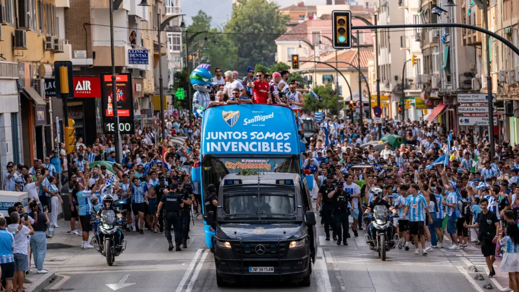 20. Autobus aficion ascenso primera division rua