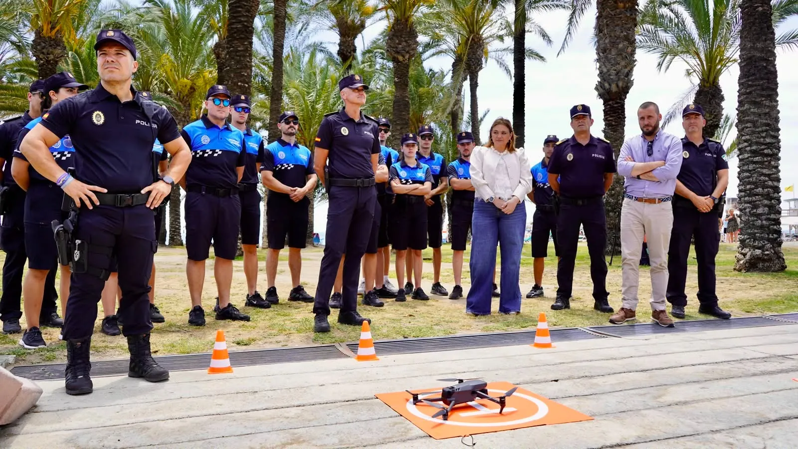 25 - DISPOSITIVO POLICIAL TORREMOLINOS