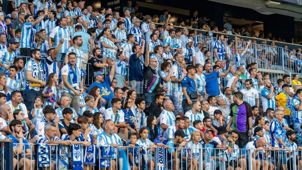 28 LA ROSALEDA PROTESTA AL ARBITRO