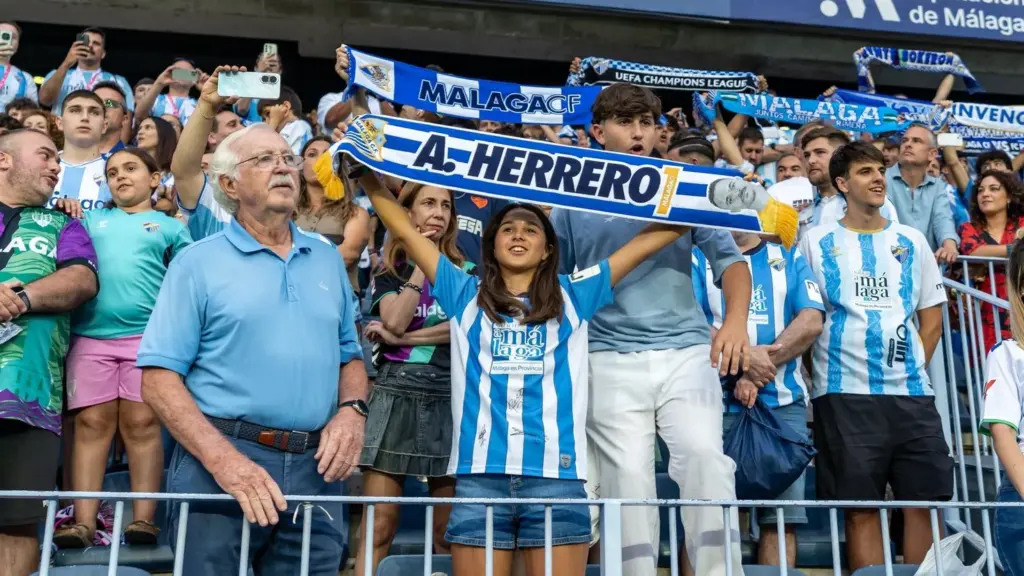 31 LA ROSALEDA ANIMA CONTRA LAS PALMAS