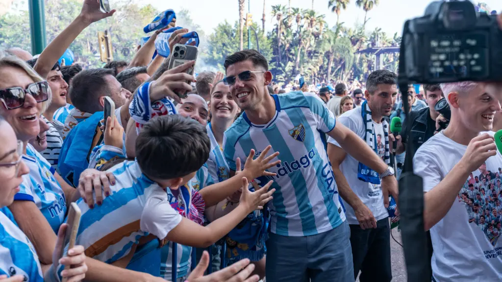 32. Montero Foto Aficionado