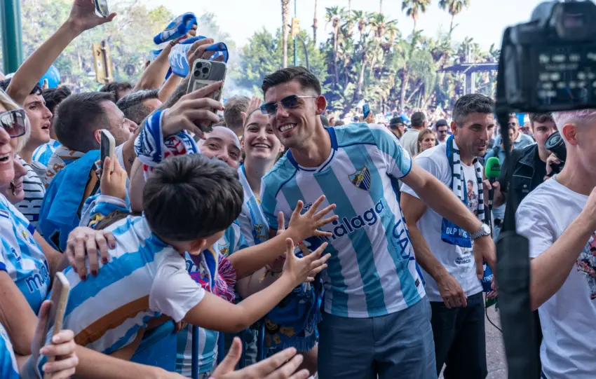 32. Montero Foto Aficionado