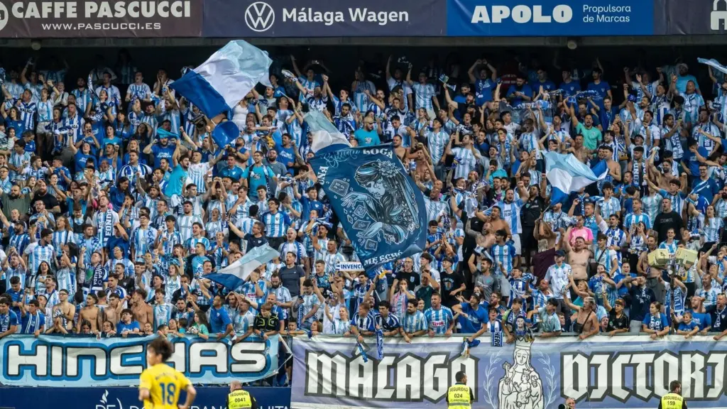 39 FONDO SUR ANIMA CONTRA LAS PALMAS