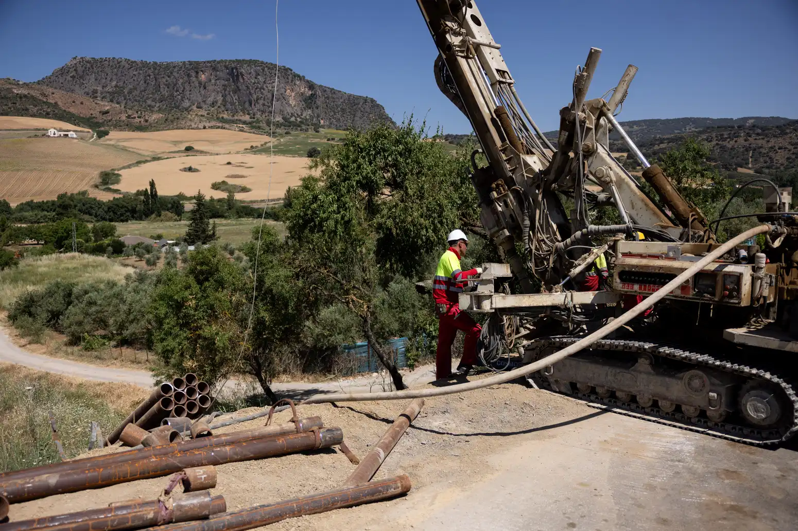 La Diputación invierte 3,1 millones de euros en solventar las deformaciones y los deslizamientos de la carretera entre Ronda y municipios del Valle del Guadiaro 5 47 - CARRETERA VALLE DEL GUADIARO