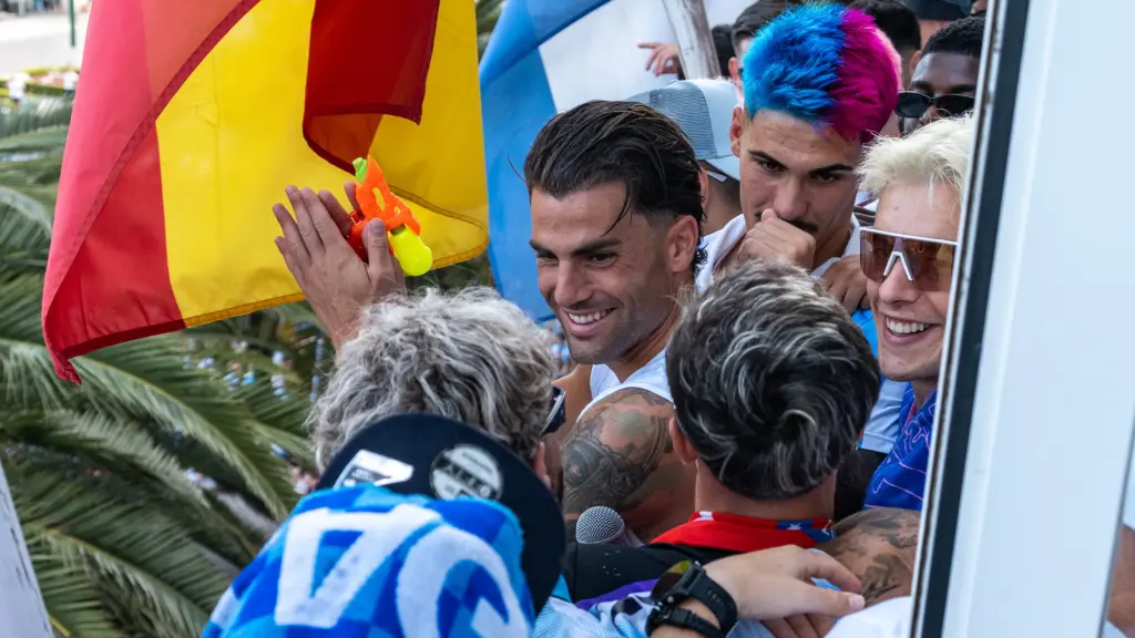 51. Eneko Jauregi Chupe Lobete Pistola agua ascenso