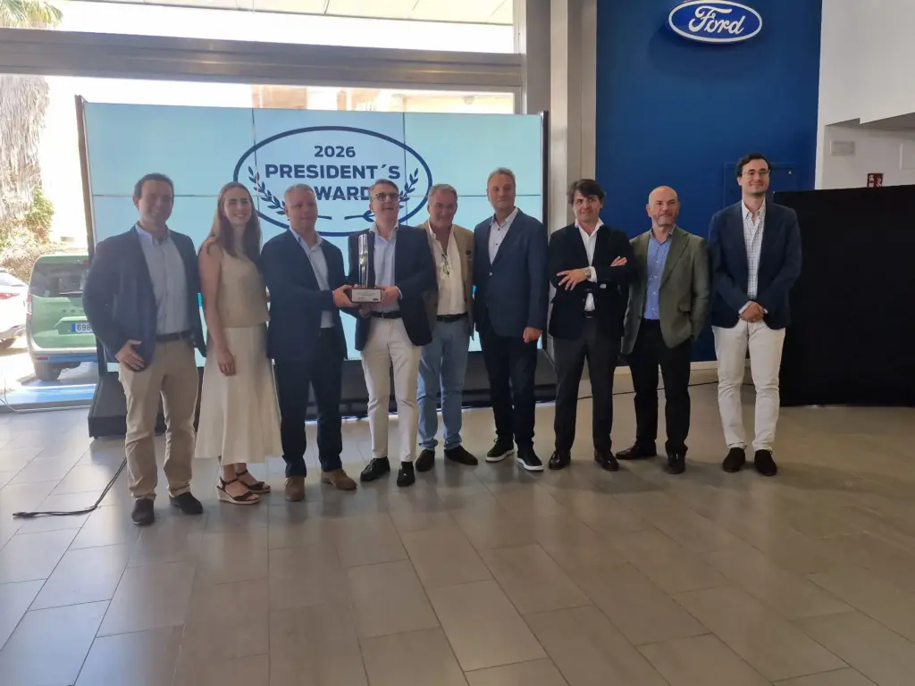 66 FORD AUTOVISA MALAGA PREMIADO