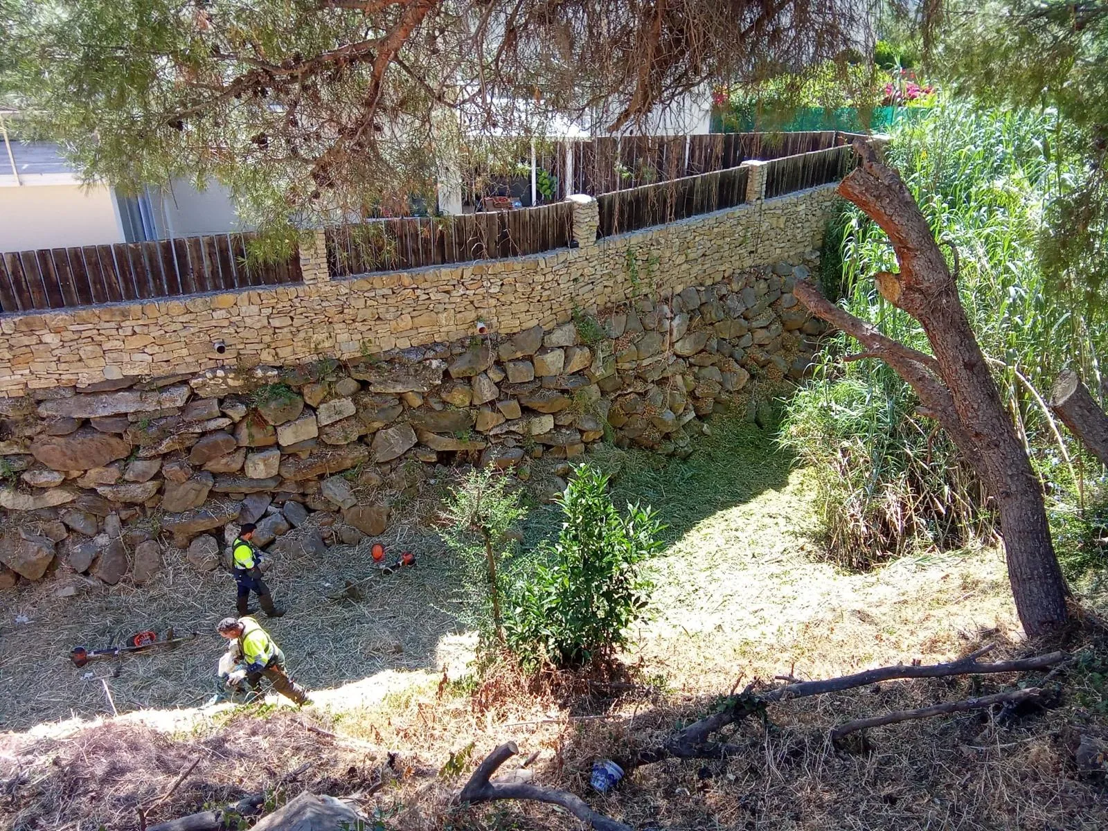 71 - LIMPIEZA CAUCES BENALMADENA