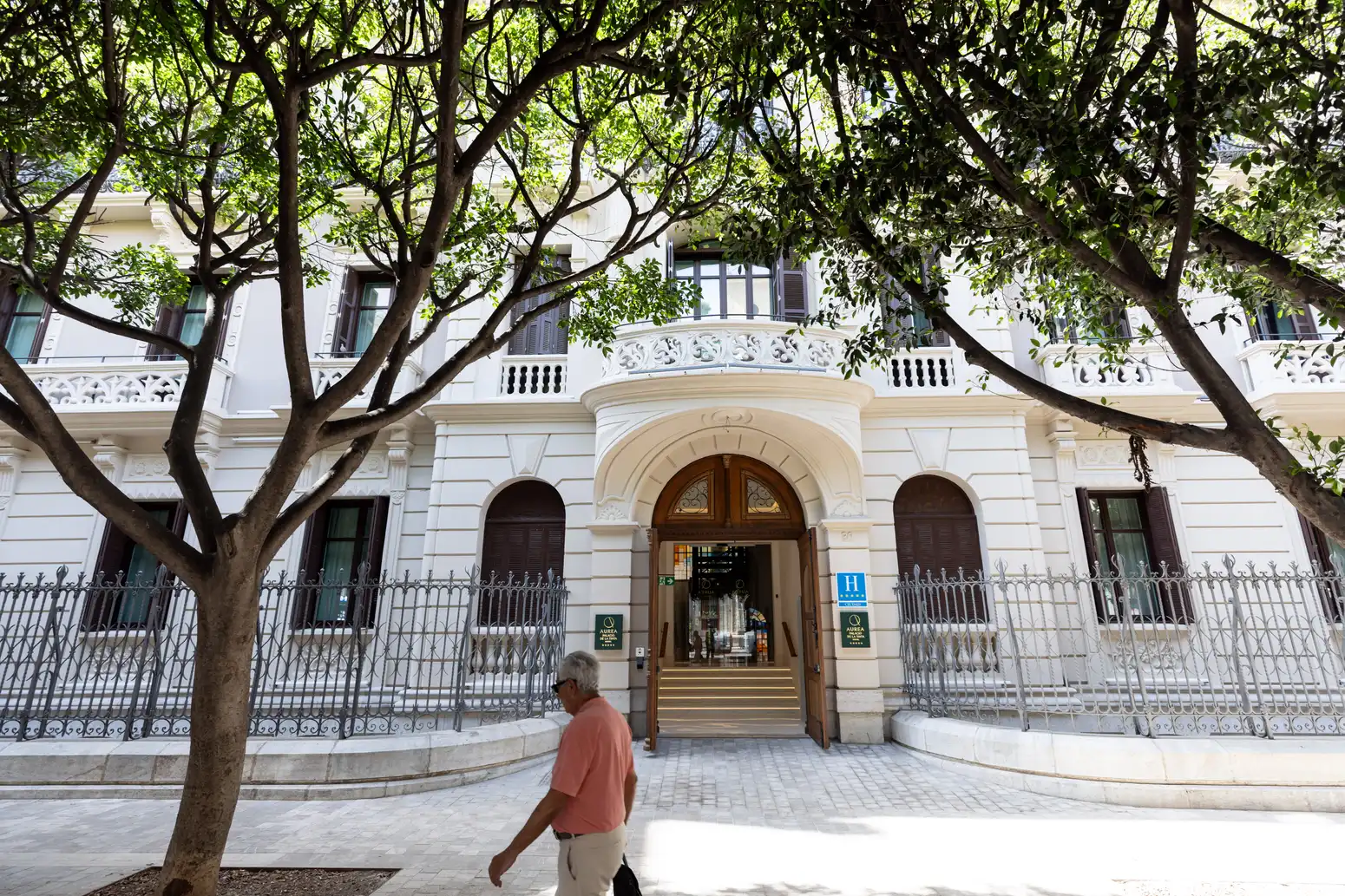 Salado destaca que las plazas hoteleras de cinco estrellas en la provincia han aumentado un 35% en cinco años y ya representan el 10% del total 5 8 - PLAZAS HOTELERAS 5 ESTRELLAS