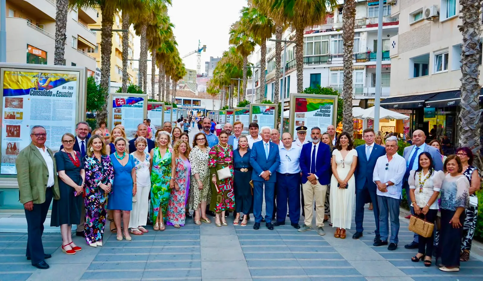 Torremolinos convierte su centro histórico en un viaje por los 400 años del Cuerpo Consular de Málaga 6 90 - CONSULADO REINO UNIDO TORREMOLINOS