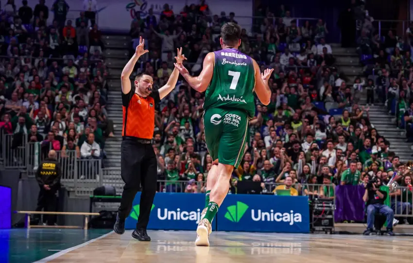 BARREIRO RENUEVA CON EL UNICAJA