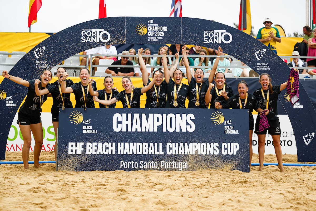 CIUDAD DE MALAGA CAMPEONAS CHAMPIONS