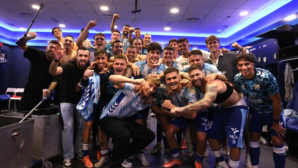 EL VESTUARIO DEL MÁLAGA CF A HUIJSEN