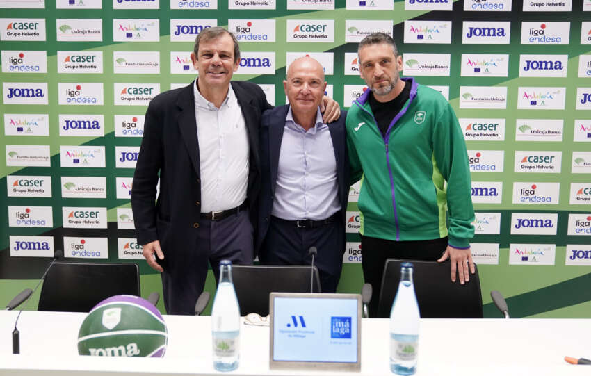 LOS ESCENARIOS NEGOCIADORES CON EL UNICAJA PARA EL BANQUILLO