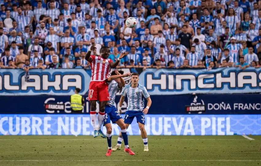Loppy Dotor Malaga CF ALmeria Salto