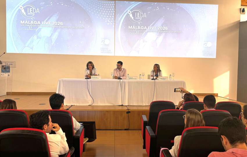 Momento de la apertura de la jornada
