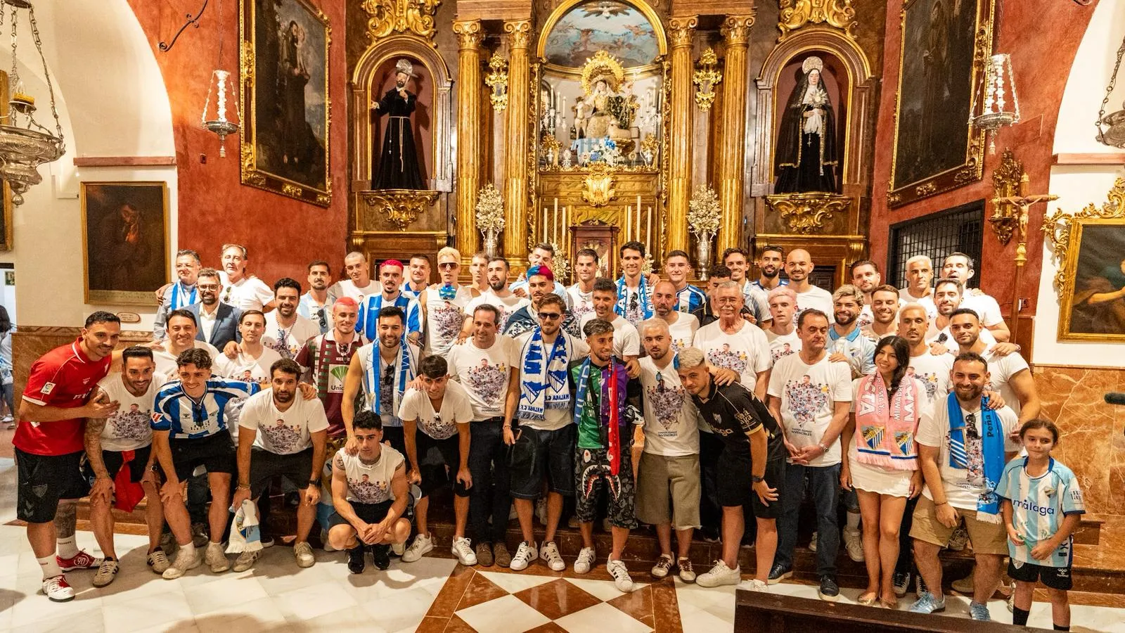 Así te hemos contado la celebración del ascenso del Málaga CF a Primera División 2 VISITA A LA DIVINA PASTORA
