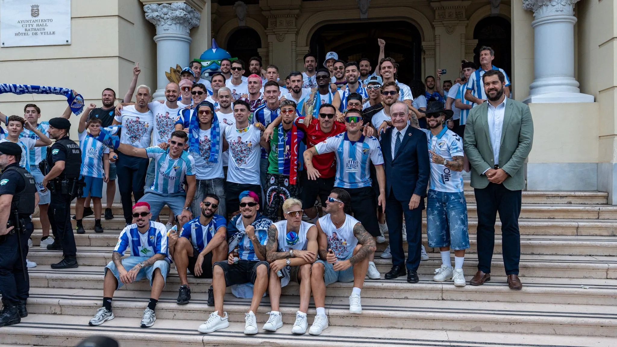DIRECTO | ¡Salen los jugadores al balcón del Ayuntamiento!