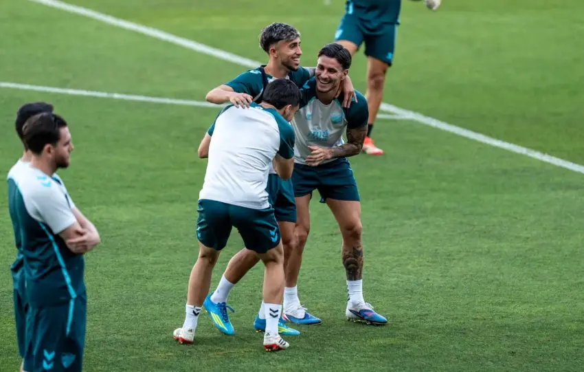 Así fue la sesión de entrenamiento del Málaga CF previa a la vuelta contra la UD Las Palmas