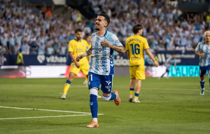 CRÓNICA Málaga CF | El sueño de una ciudad entera, a dos partidos de cumplirse