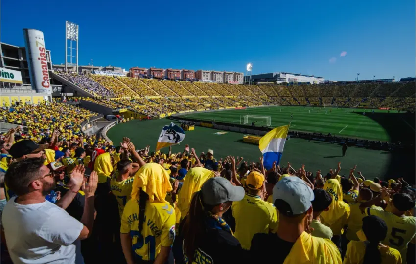 ¡Las Palmas cobra a sus abonados un euro por ver el partido contra el Málaga CF!