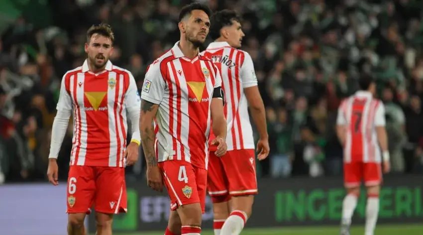 La difícil situación de minutos que vive Nelson Monte antes de la final contra el Málaga