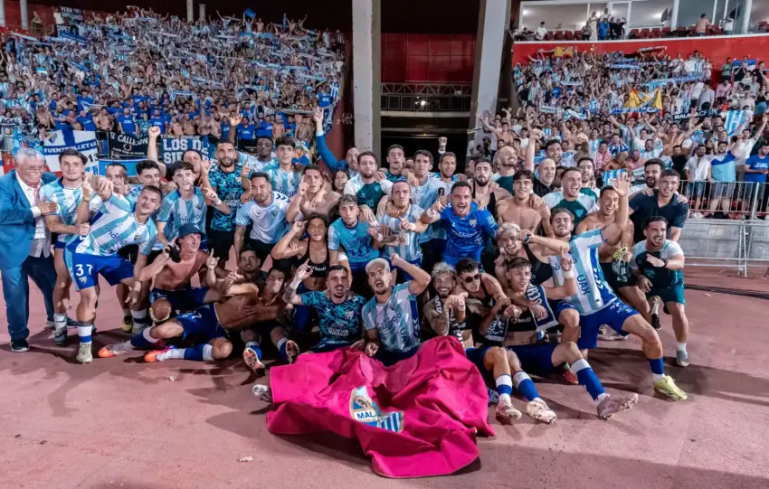 CRÓNICA | HIJOS DE UNA OBSESIÓN: EL MÁLAGA CF ASCIENDE A PRIMERA DIVISIÓN TRAS GANAR EN ALMERÍA