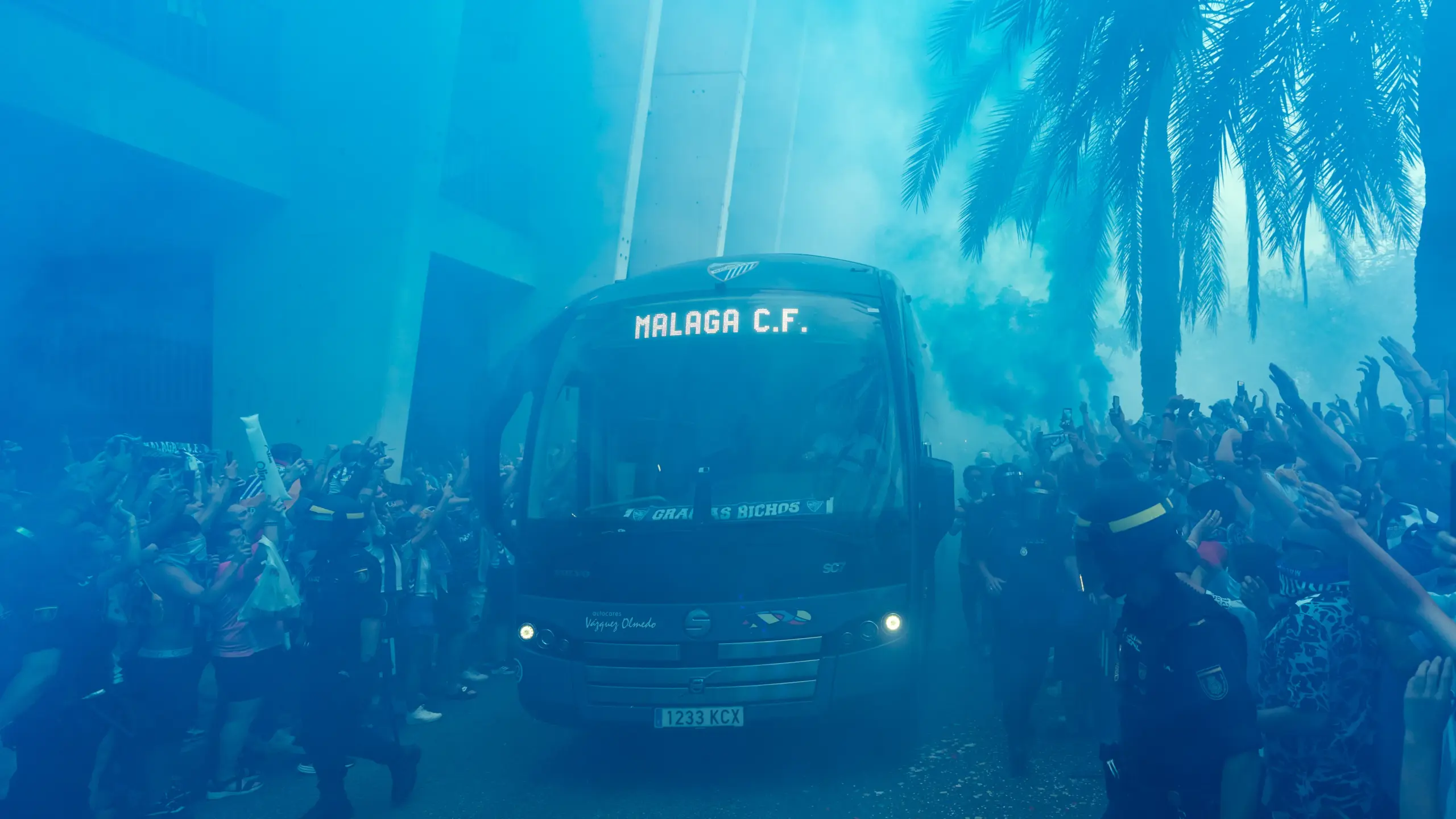Recibimiento al autobús y DJ: así será la previa malaguista para la ida de la final del playoff en La Rosaleda