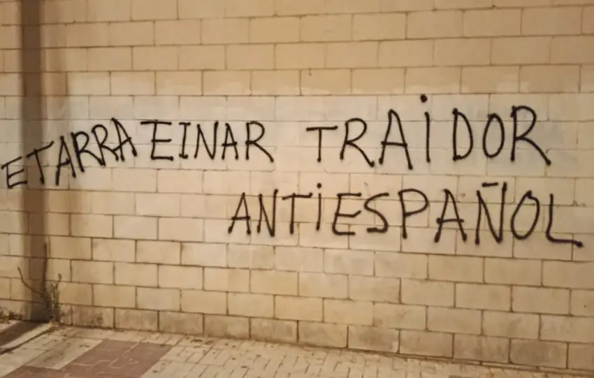 16 - PINTADAS CONTRA EINAR GALILEA