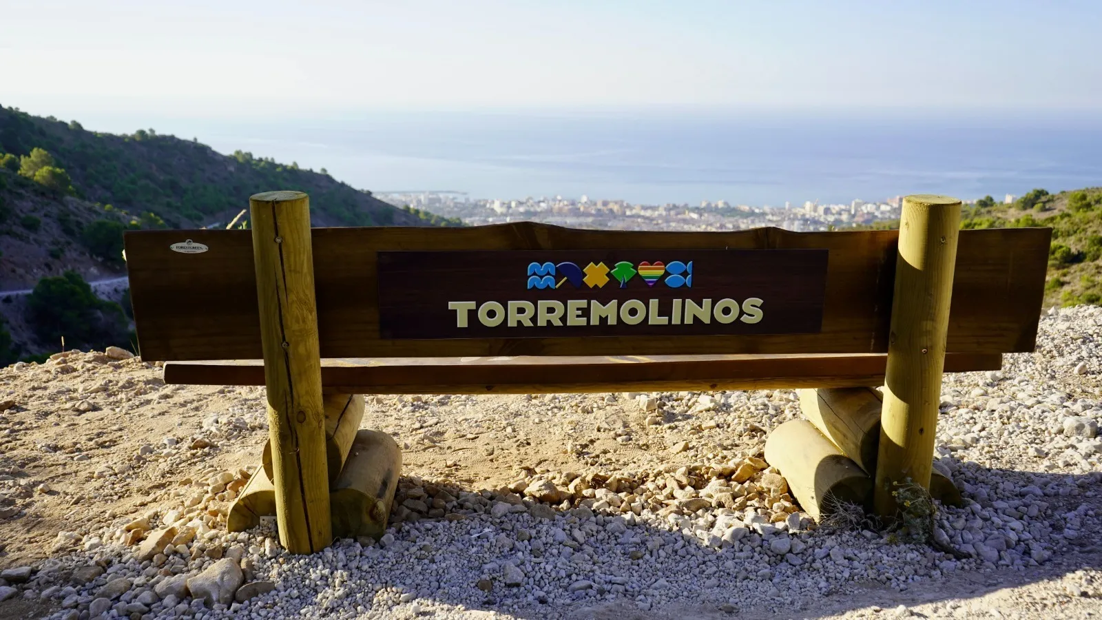 Torremolinos instala bancos panorámicos en la Cañada del Lobo para reforzar el atractivo paisajístico de este enclave 3 26 - BANCOS CAÑADA DEL LOBO