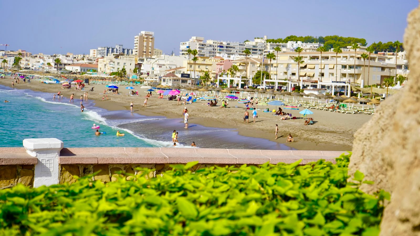 Torremolinos lidera en junio las pernoctaciones de Andalucía impulsado por un notable crecimiento de viajeros 2 33 - LLEGADAS TORREMOLINOS