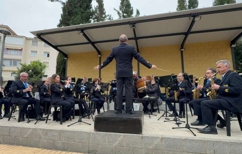 Concierto de la Banda Municipal de Musica en el parque de Espana