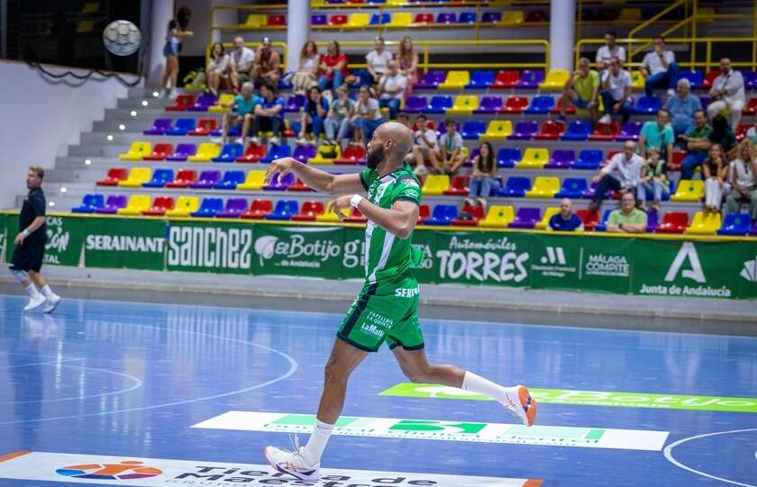 Dilan Belalcázar renueva con el Dólmenes Antequera para afrontar el regreso a División de Honor Plata
