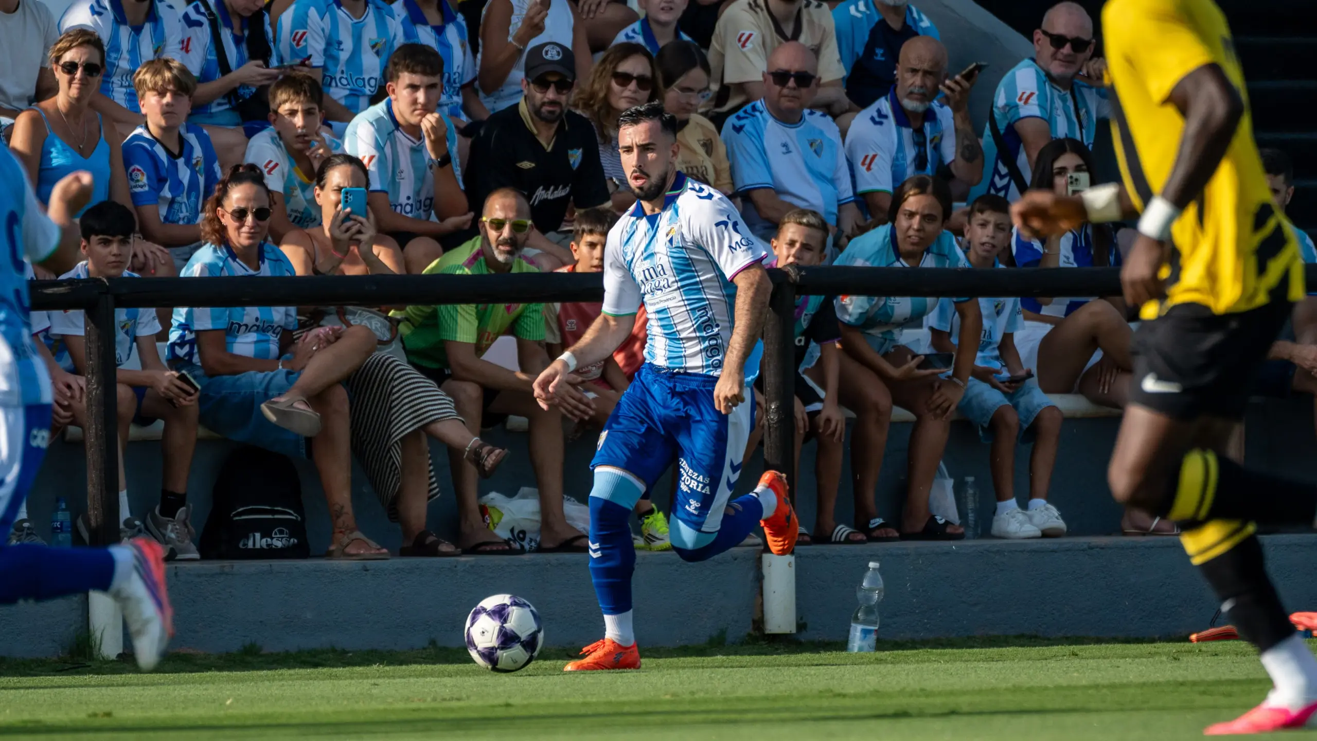 ENTRADAS A LA VENTA PARA EL MÁLAGA CF VS AL ARABI POR 26€ EN EL MARBELLA FOOTBALL CENTER