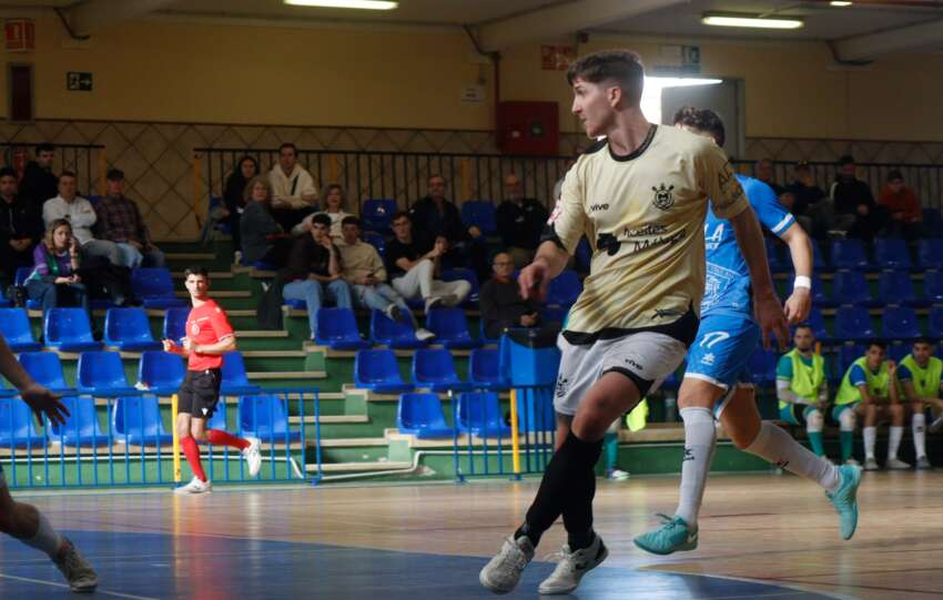 Hector Marques Fichaje del Heredia 21 Malaga CR FS 26 27 1