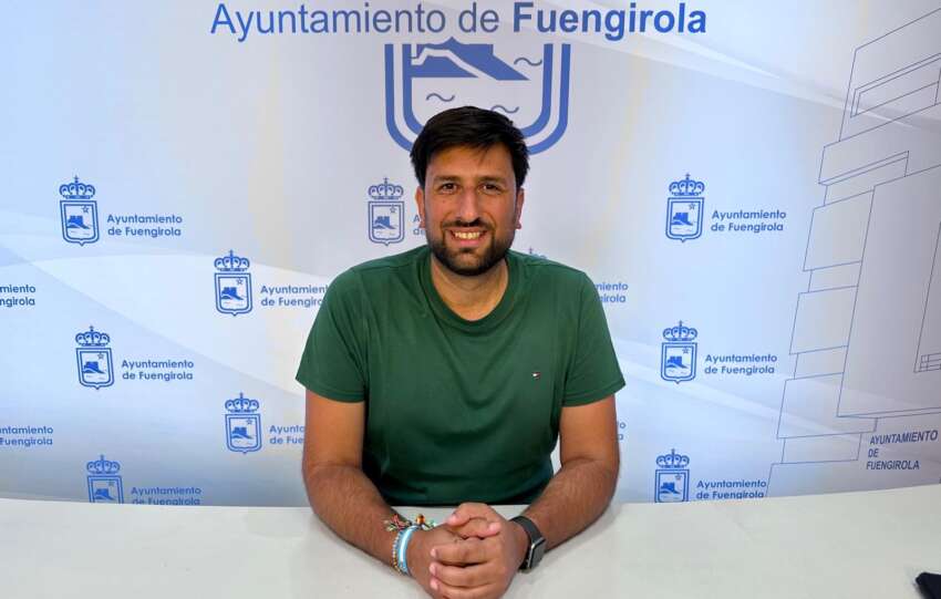 Isaac Vargas informa de las nuevas ayudas para alumnos que cursen Bachillerato FP o ensenanzas artisticas fuera del municipio