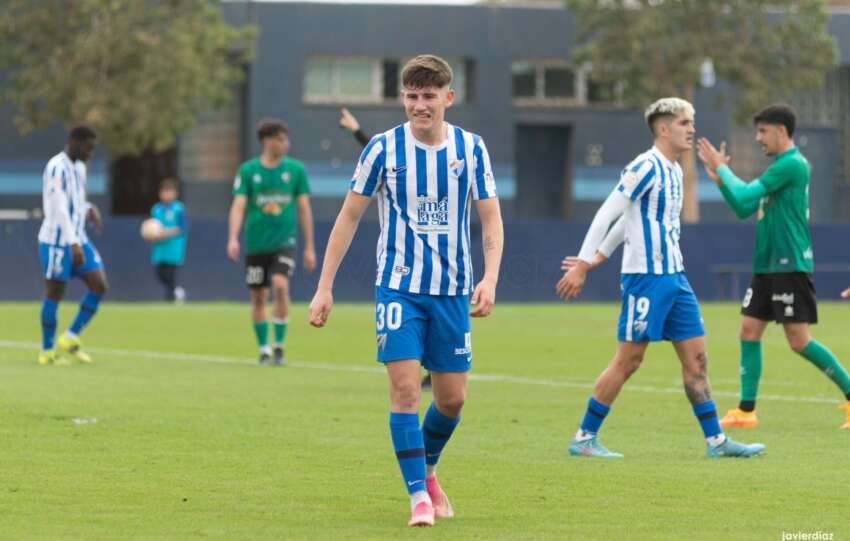 Un traspaso del Sevilla FC podría dejar dinero en el Málaga CF