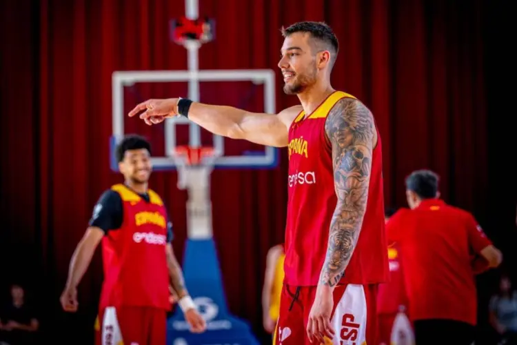 WILLY HERNANGOMEZ AL UNICAJA