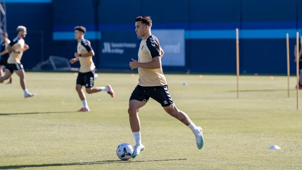 adrian lopez santaella entrenamiento 1 11zon