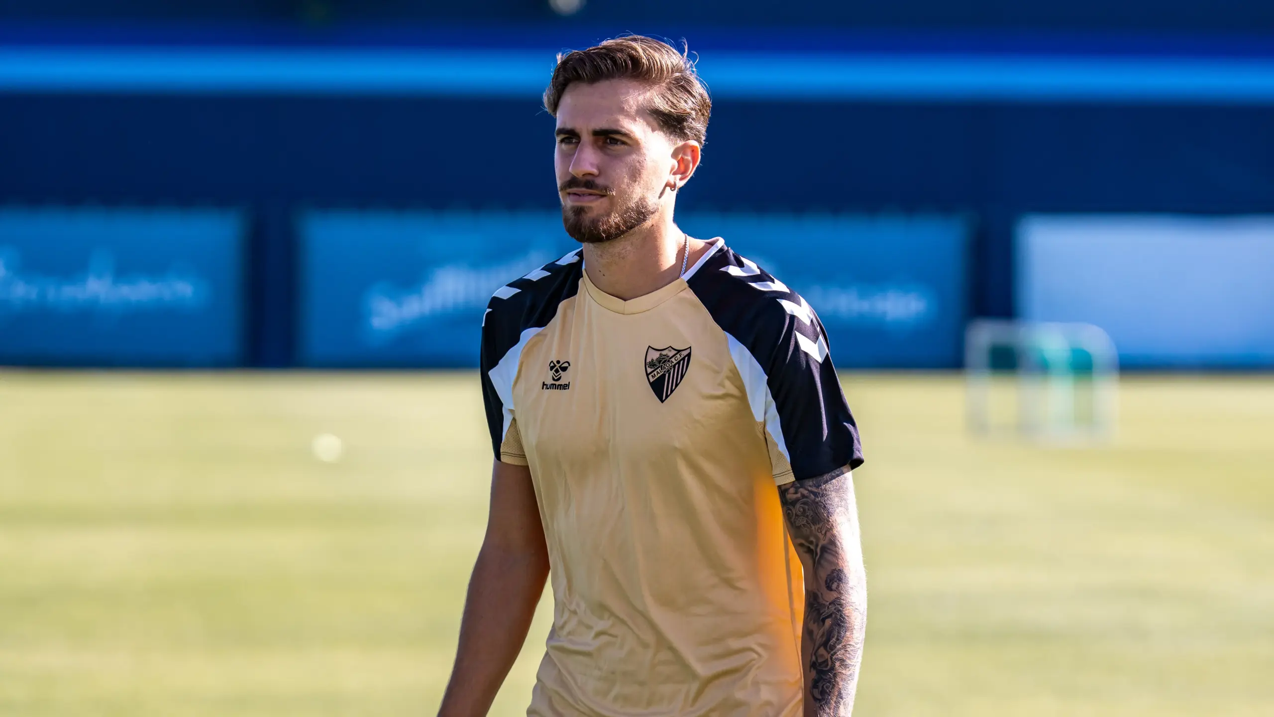 Radio Marca 8 Adrián Niño vuelve al grupo en la penúltima sesión del Málaga antes del Levante