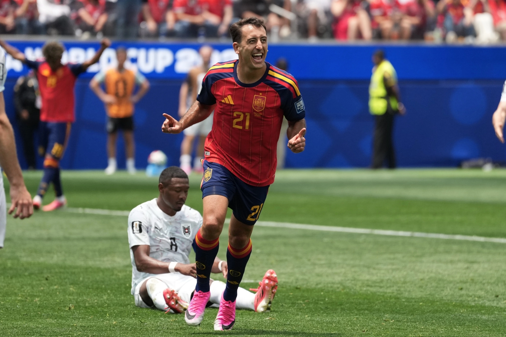 CRÓNICA | Esta sí es la España campeona